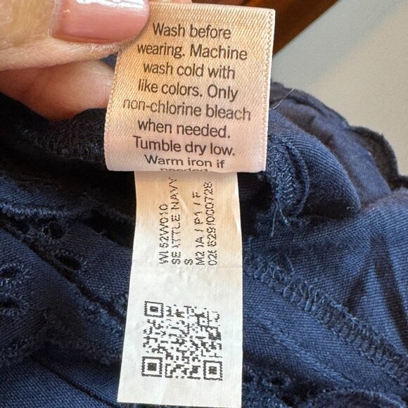 LC LAUREN CONRAD navy eyelet trim blouse SIze Small NEW WITH TAG - Picture 7 of 7